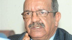 وزير الاتصال عبد القادر مساهل يعيد النظر في القانون الخاص بالمراسلين الصحفيين