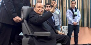 عنابة عبد العزيز بوتفليقة يفوز بنسبة 53,48 في المائة