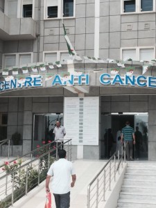عبد المالك بوضياف  في زيارة مفاجئة لقطاعه بمدينة عنابة 3
